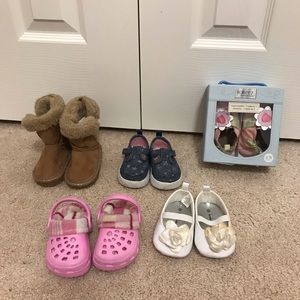 🚨CLOSET CLOSING 7/12 🚨 Lot of Infant Girls Shoes